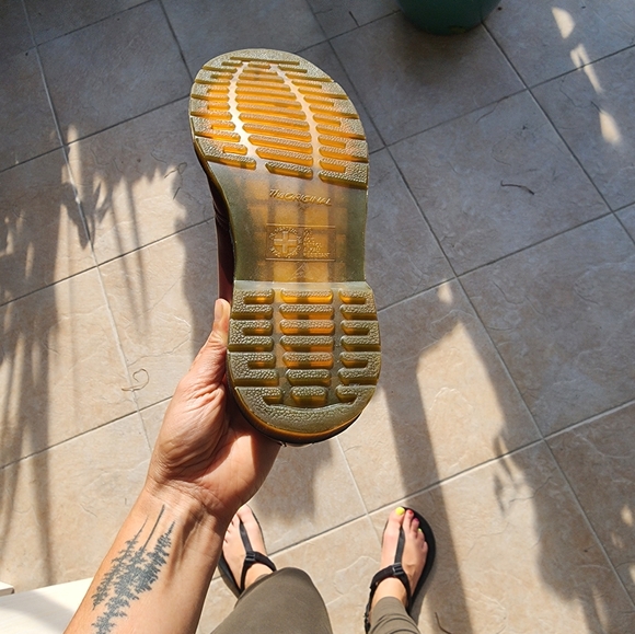 Dr Martens 1461 SMOOTH LEATHER OXFORD SHOES US9 Cherry Red. Unisex. - Picture 11 of 16